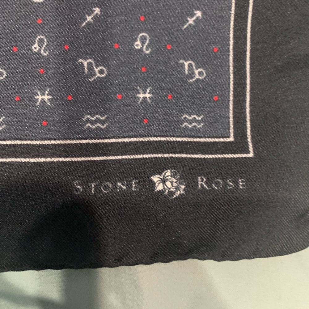 ‼️Stone Rose Pocket Square‼️ - Picture 3 of 3